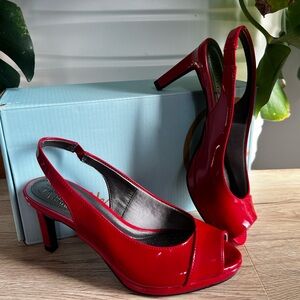 Life Stride Women's Red Peep Toe Slingback Shoes/size 6M